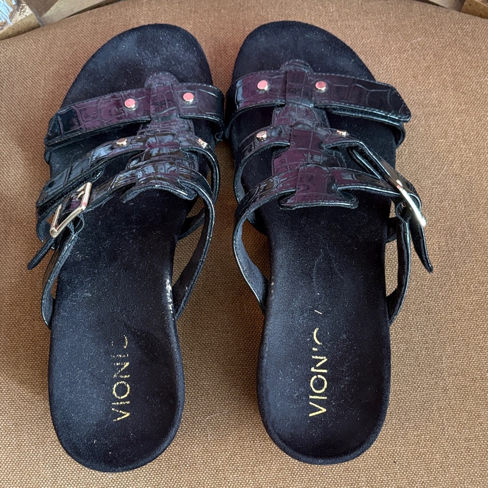 Vionic Black Croc-Embossed Adjustable Slide Sandals